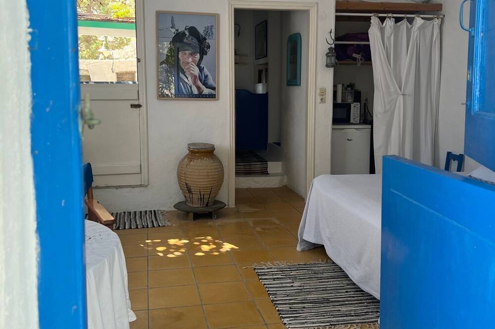 Photo of Bedroom in Aegiali