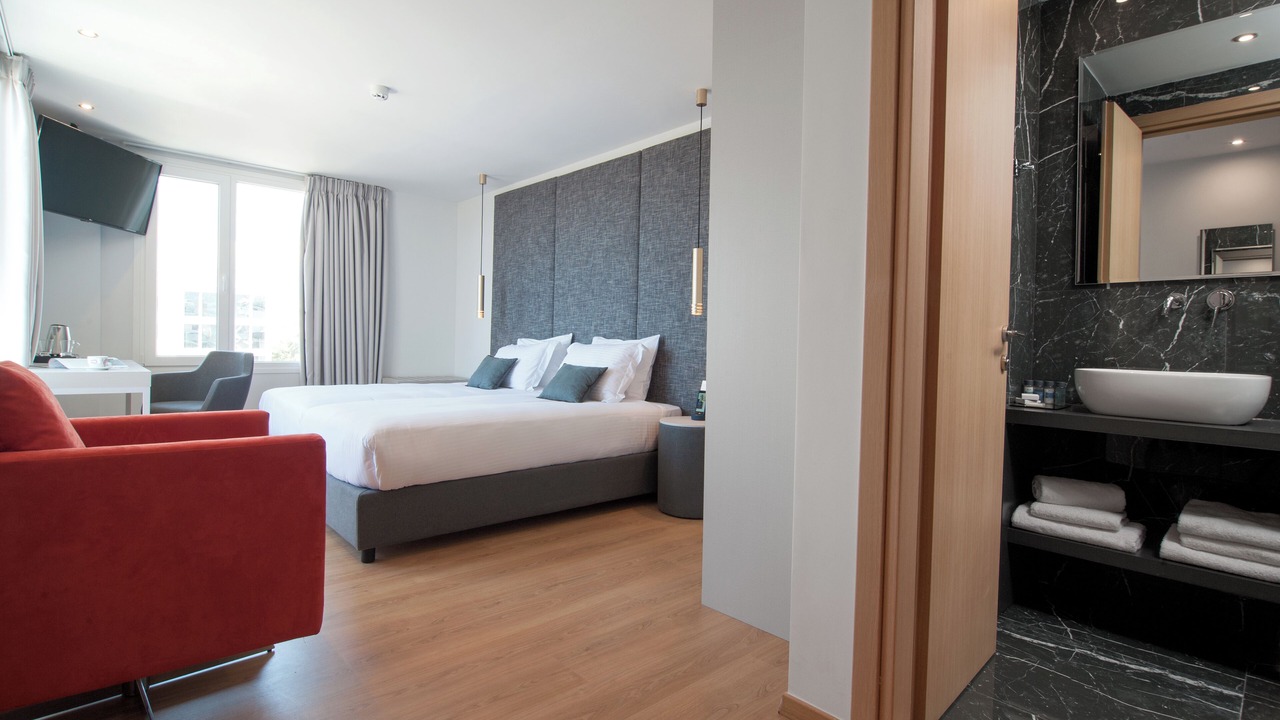 Photo of Bedroom in Neos Kosmos