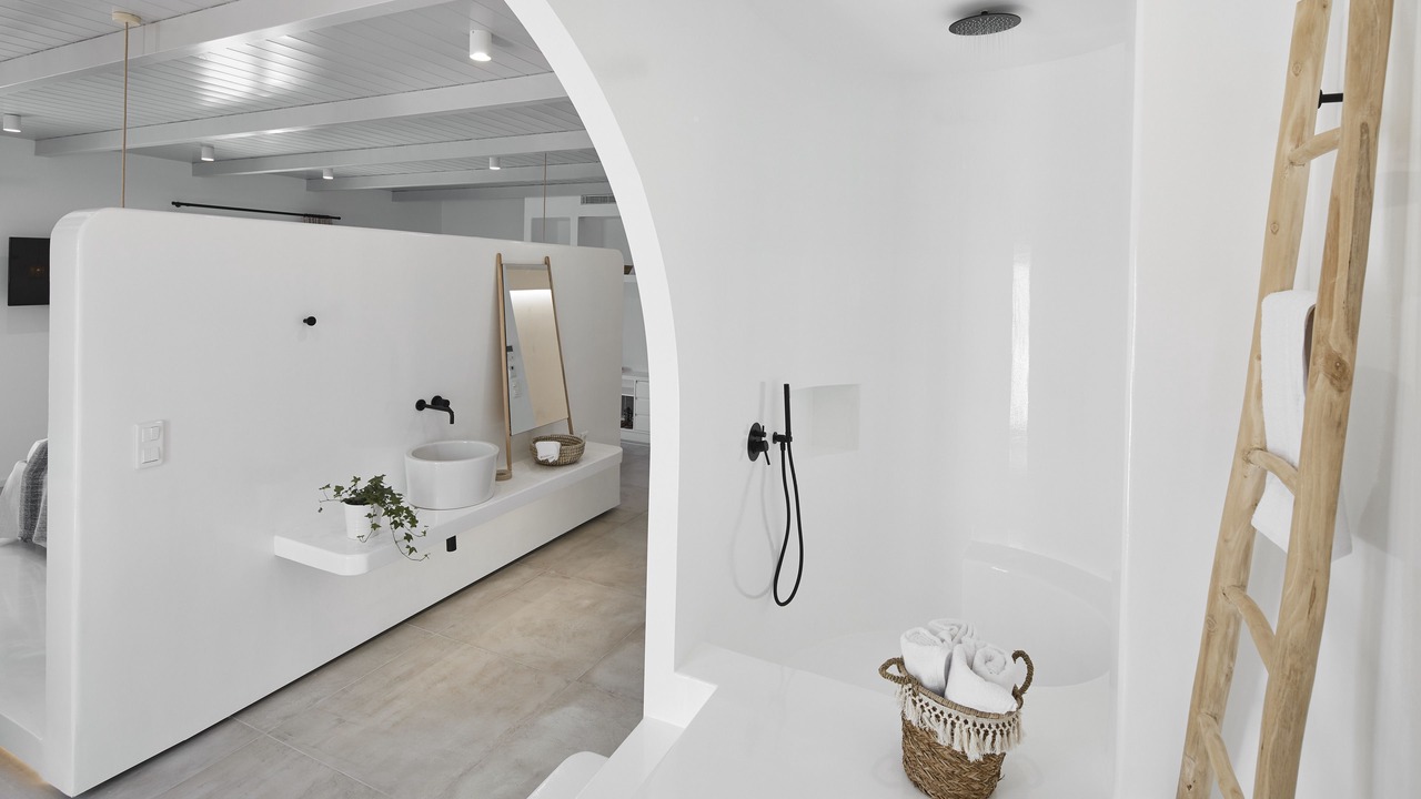 Photo of Bedroom in Adamas