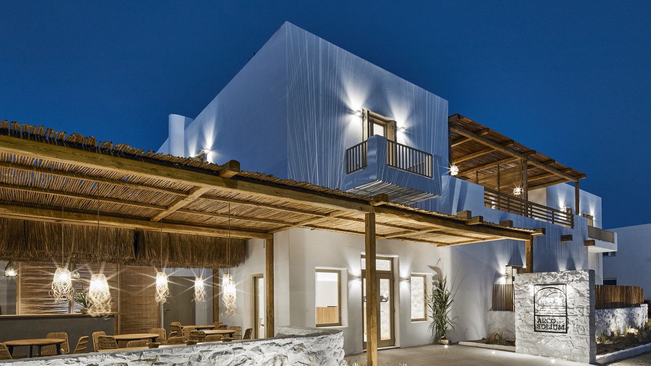 Photo of Outdoor in Adamas