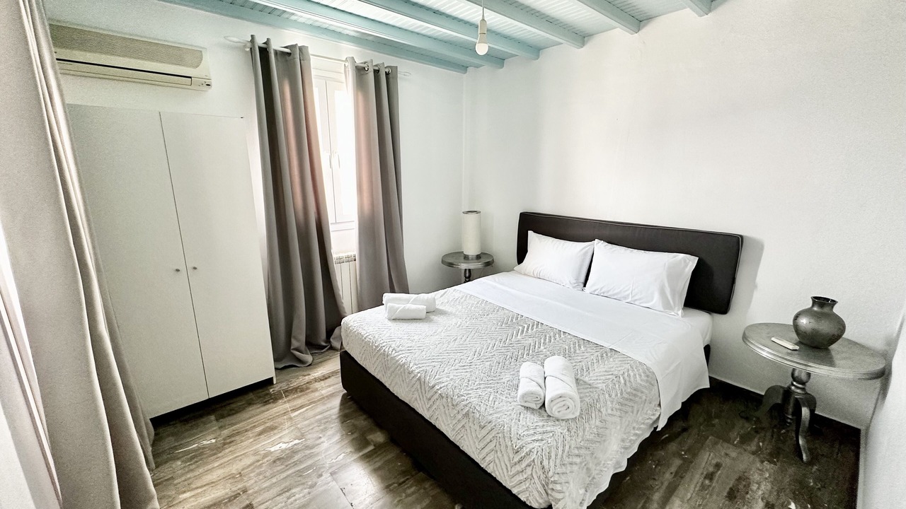 Photo of Bedroom in Mykonos Town