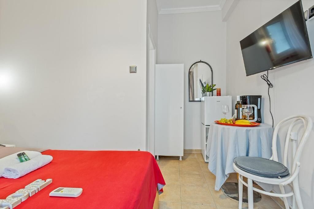 Photo of Bedroom in Platia Viktorias