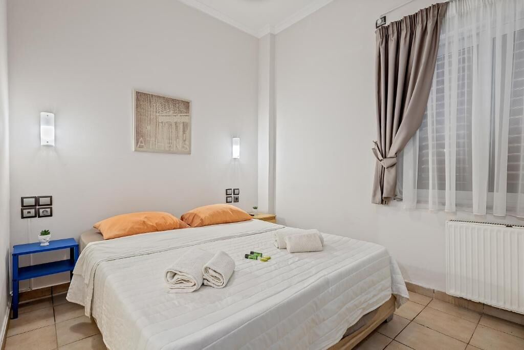 Photo of Bedroom in Platia Viktorias