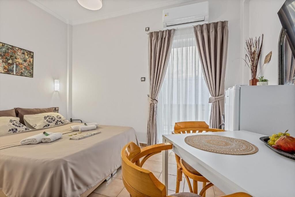 Photo of Bedroom in Platia Viktorias