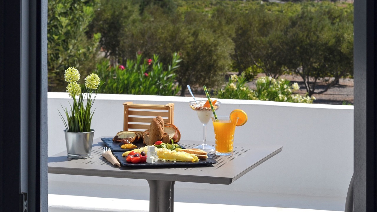 Photo of Bedroom in Monolithos