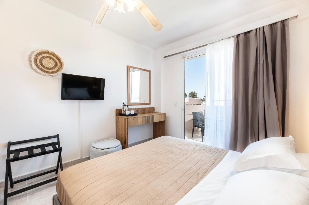 Photo of Bedroom in Marmari
