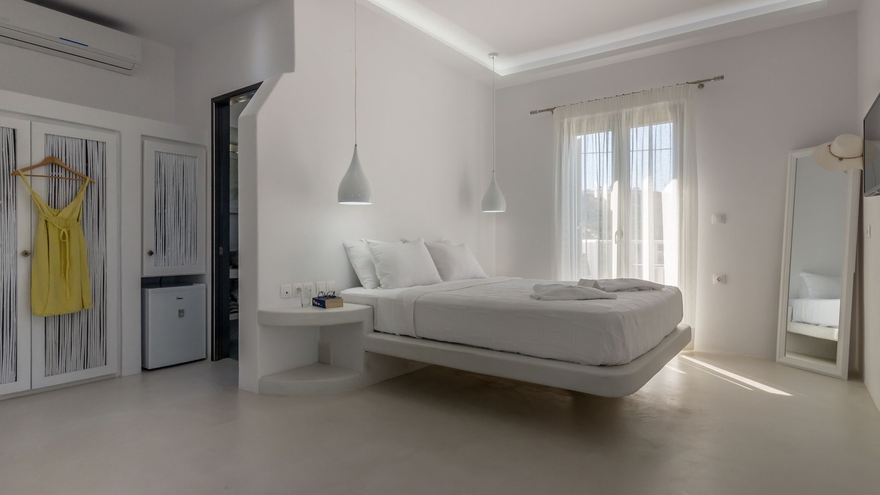 Photo of Bedroom in Adamas