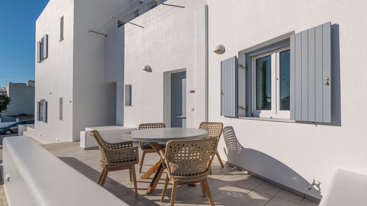 Photo of Outdoor in Adamas