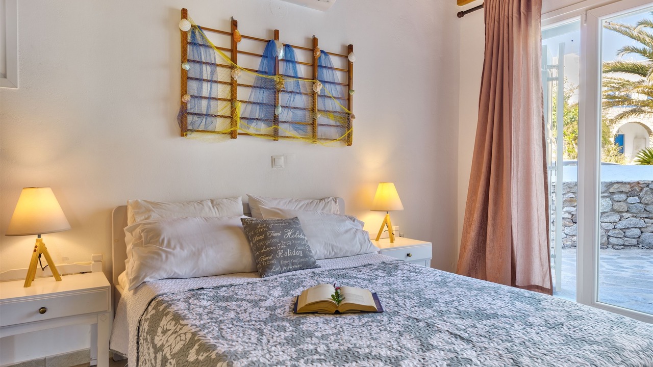 Photo of Bedroom in Ornos