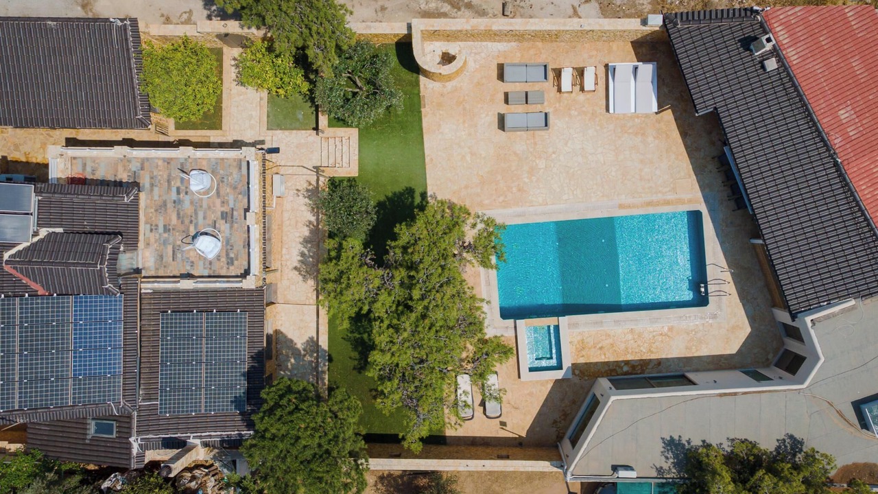 Photo of Outdoor in Anavyssos