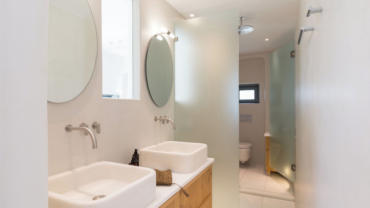 Photo of Bathroom in Maragas