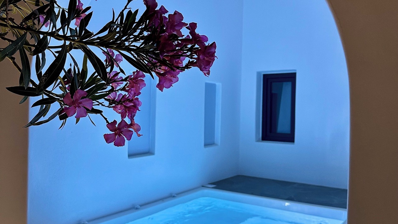 Photo of Outdoor in Perissa