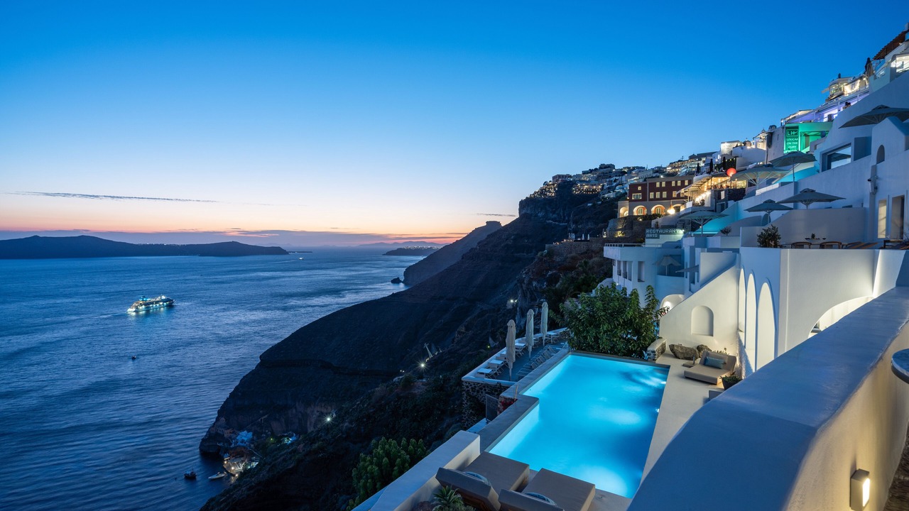 Photo of Outdoor in Fira