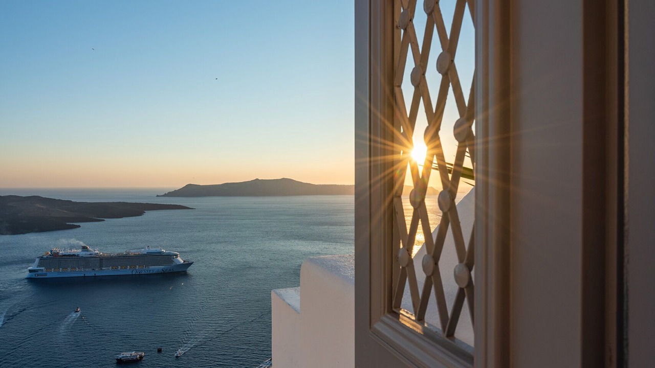 Photo of Others in Fira