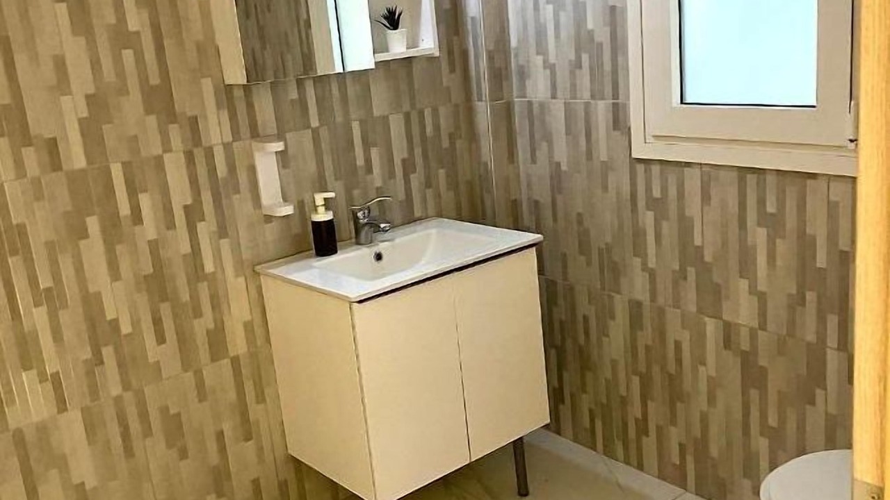 Photo of Bathroom in Exarhia