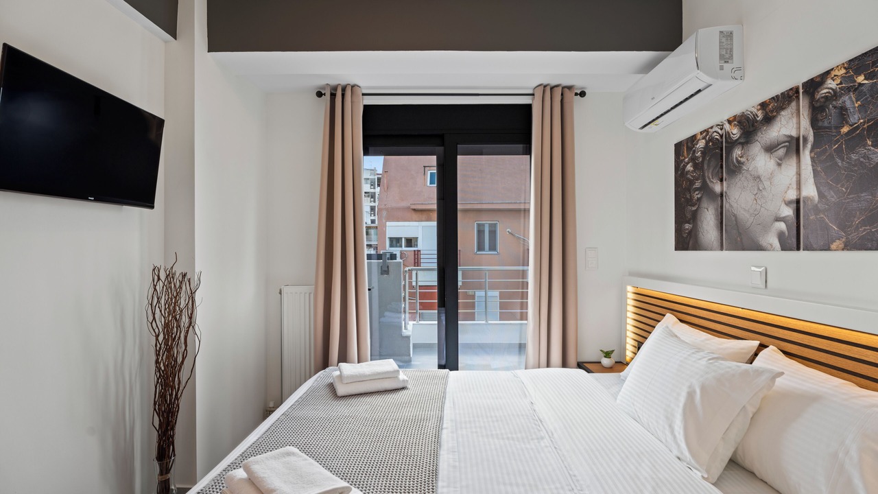 Photo of Bedroom in Neos Kosmos