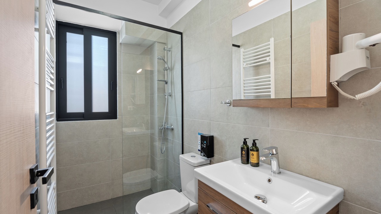 Photo of Bathroom in Neos Kosmos
