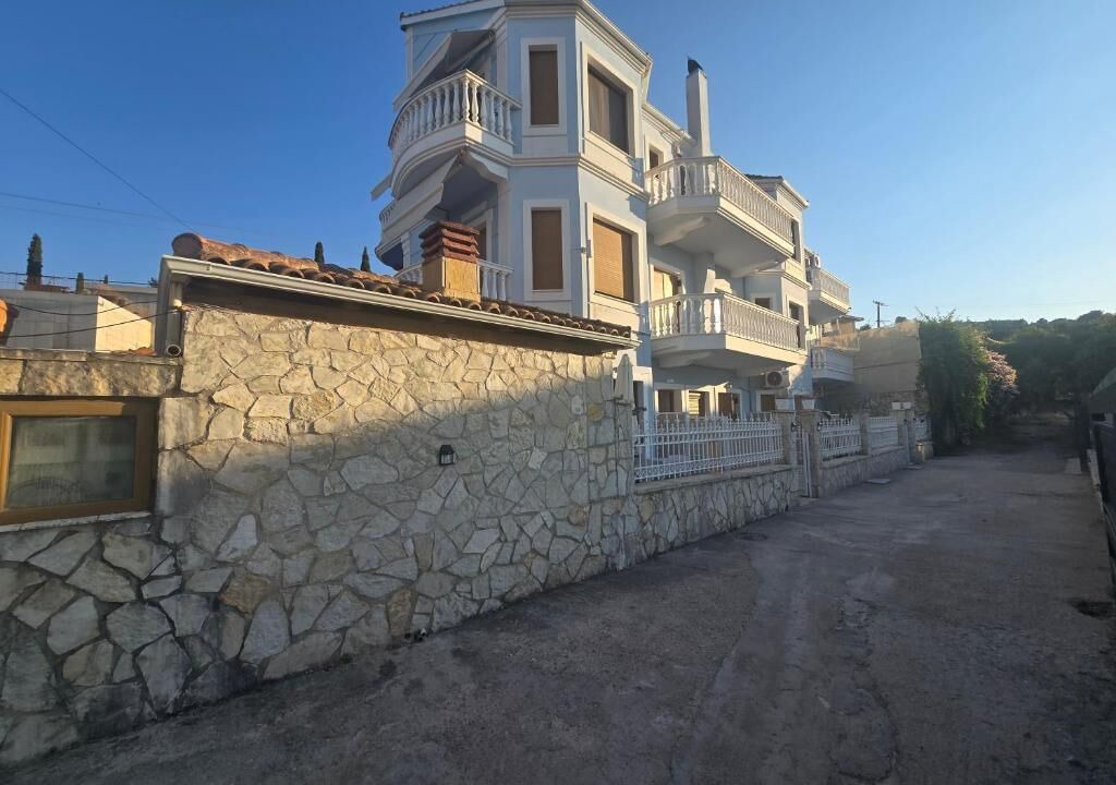 Photo of Outdoor in Frinion