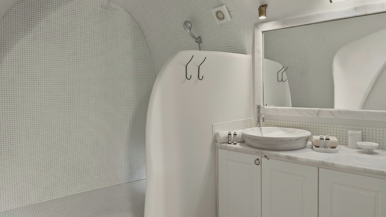 Photo of Bathroom in Firostefani