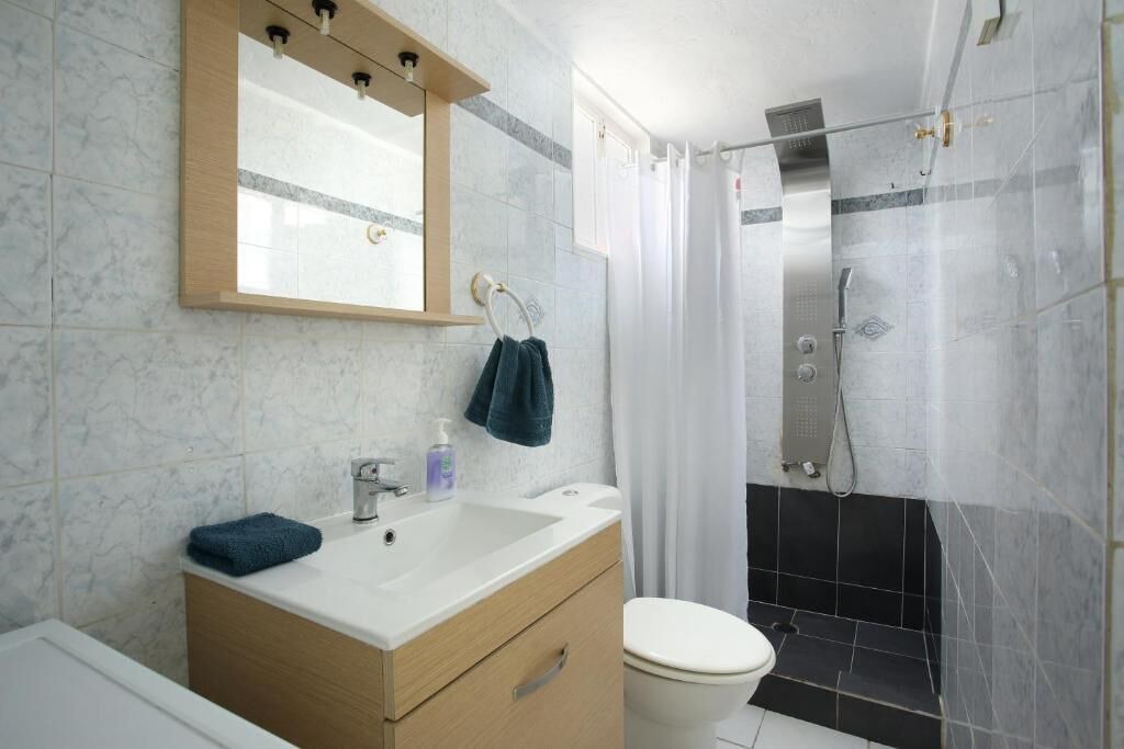 Photo of Bathroom in Nikaia-Agios Ioannis Rentis