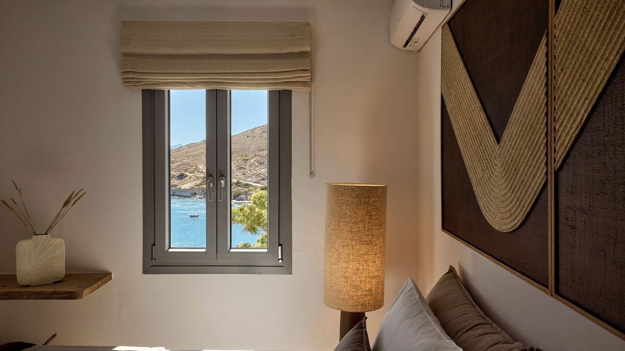 Photo of Bedroom in Adamas