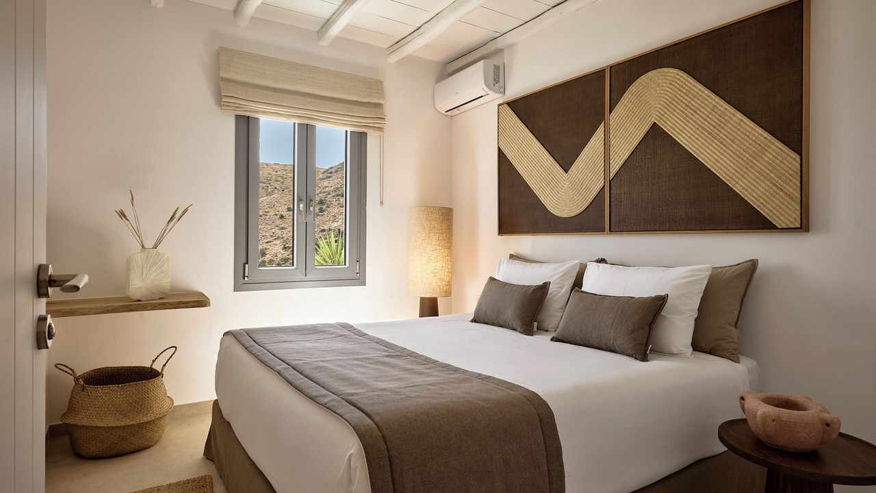 Photo of Bedroom in Adamas