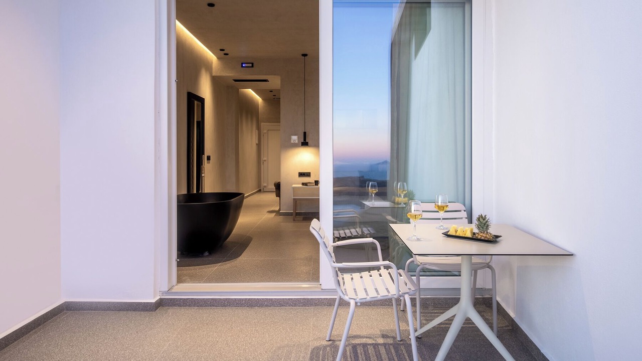 Photo of Bedroom in Firostefani