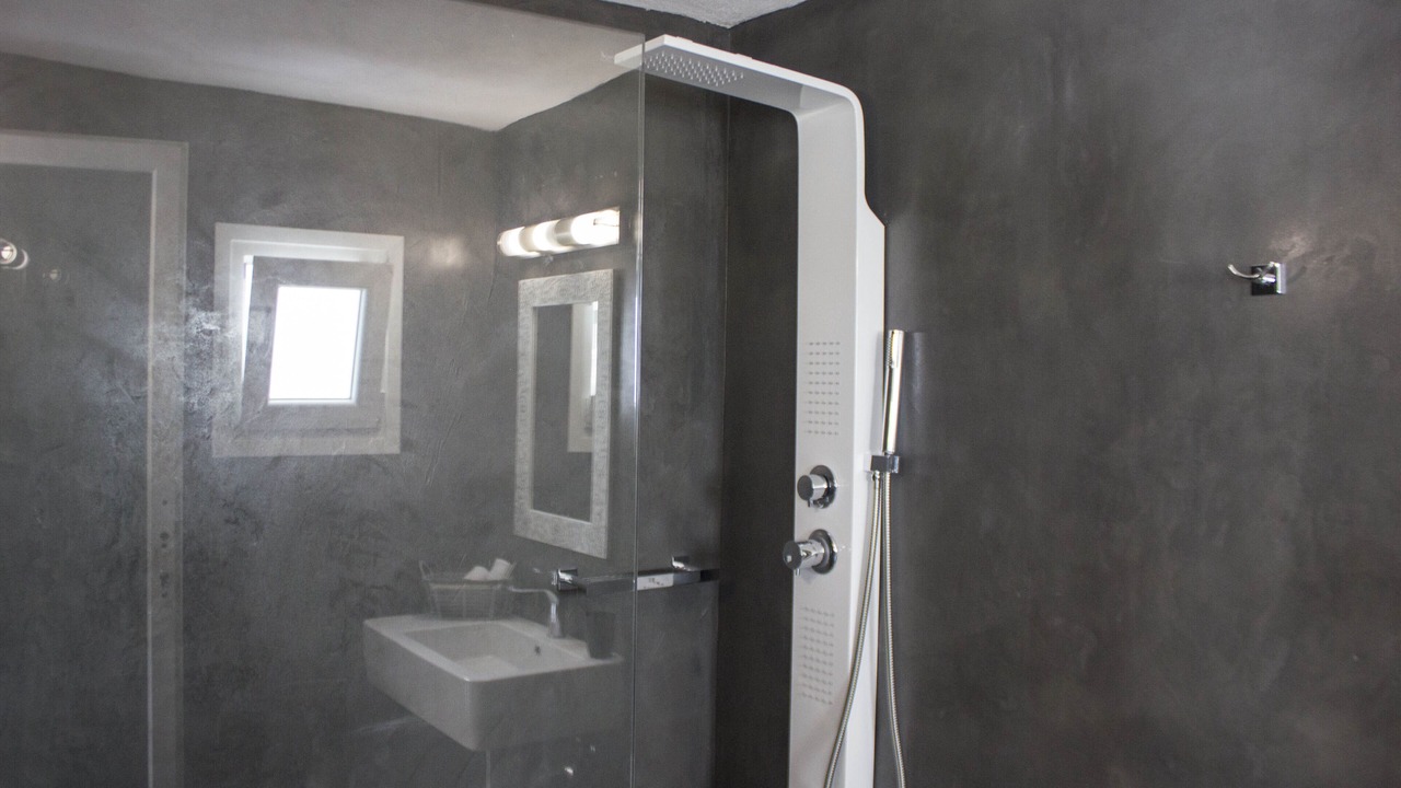 Photo of Bathroom in Ornos