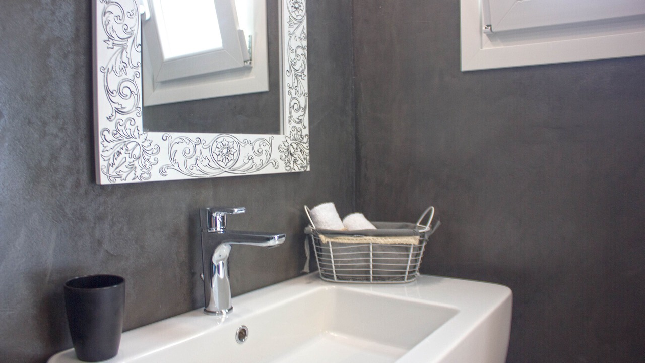 Photo of Bathroom in Ornos
