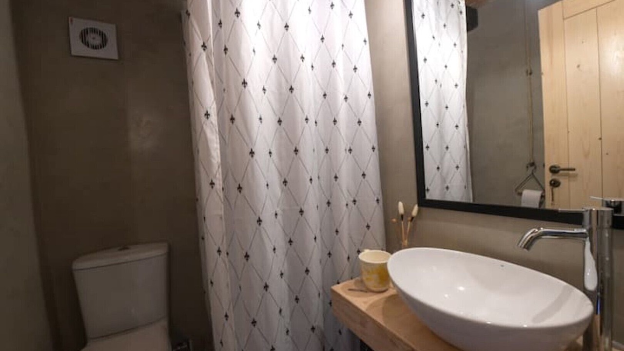 Photo of Bathroom in Synikia Mesi Trikalon