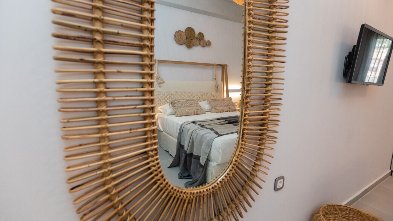 Photo of Bedroom in Frourion