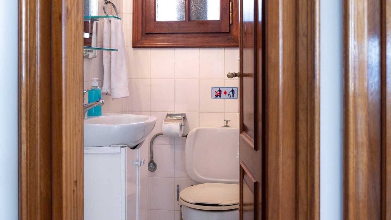 Photo of Bathroom in Kontos