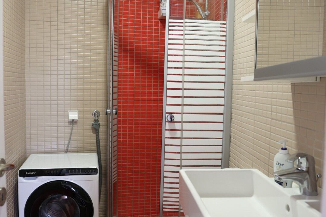 Photo of Bathroom in Plaka