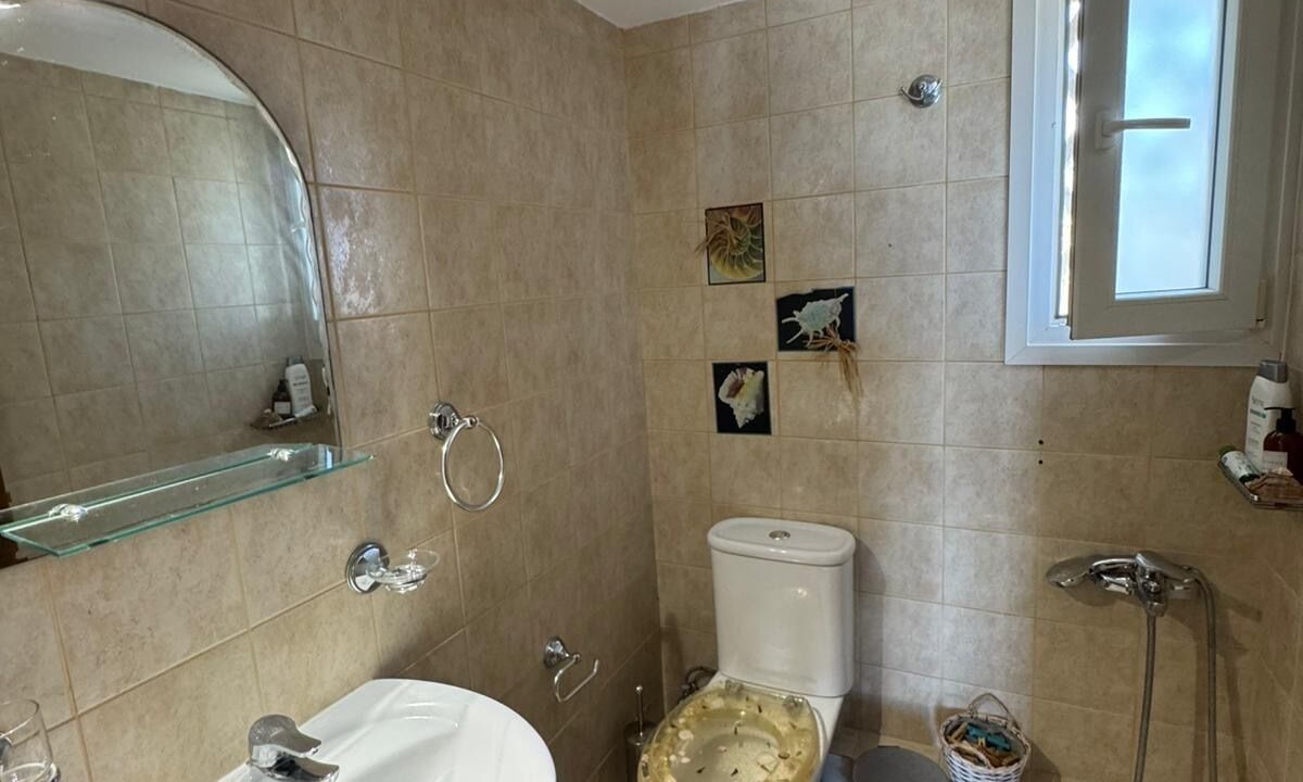Photo of Bathroom in Kardiani