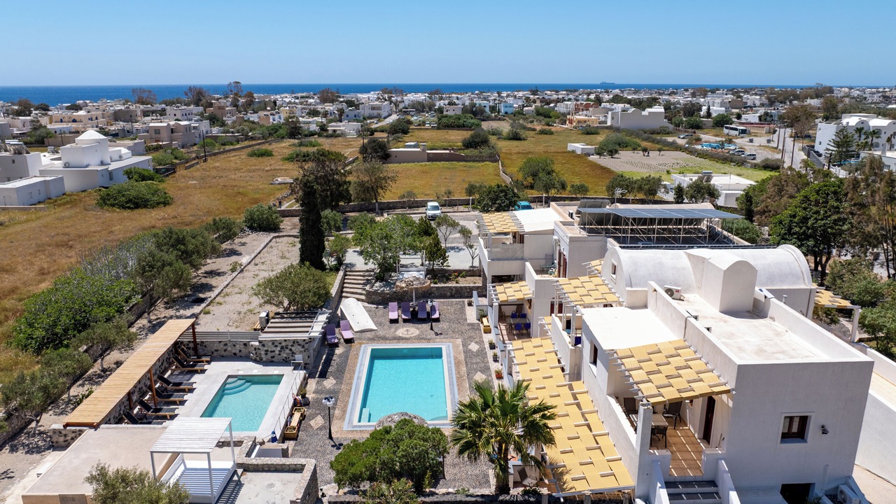Photo of Outdoor in Perissa