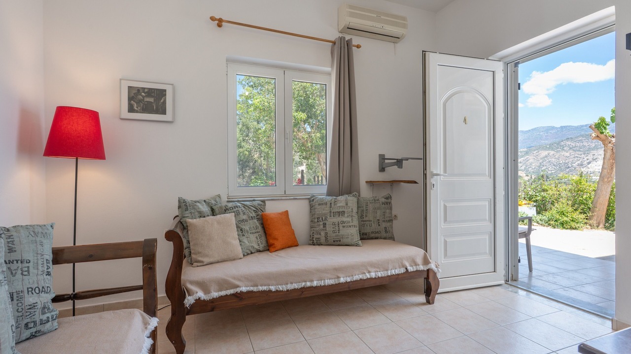 Photo of Livingroom in Mirtos