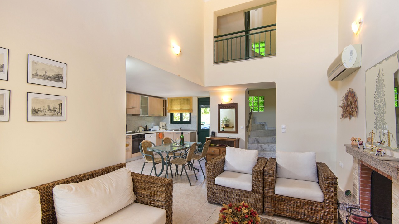 Photo of Livingroom in Kiotari
