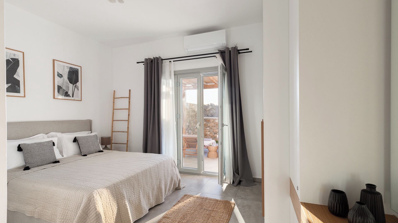 Photo of Bedroom in Megas Gialos