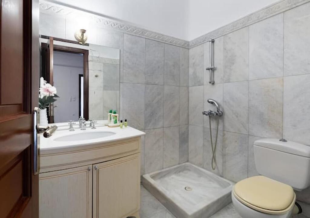 Photo of Bathroom in Kanalia