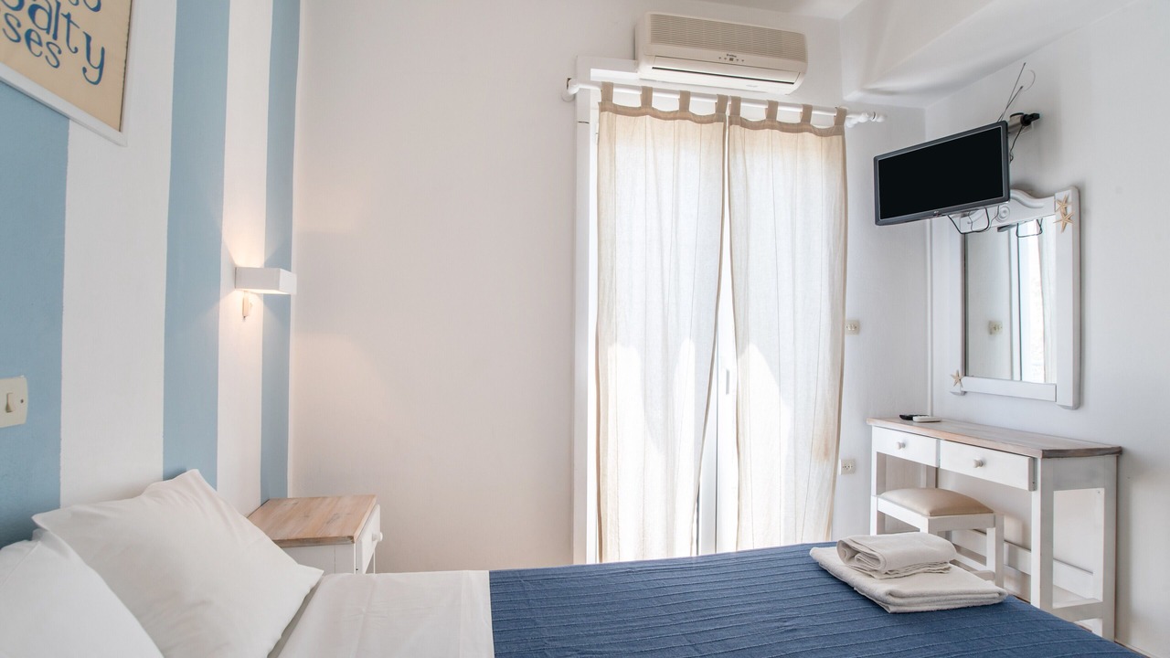 Photo of Bedroom in Parikia