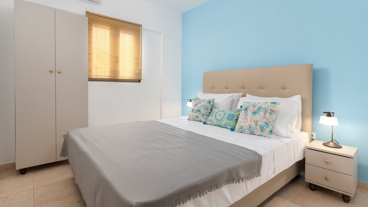 Photo of Bedroom in Haraki