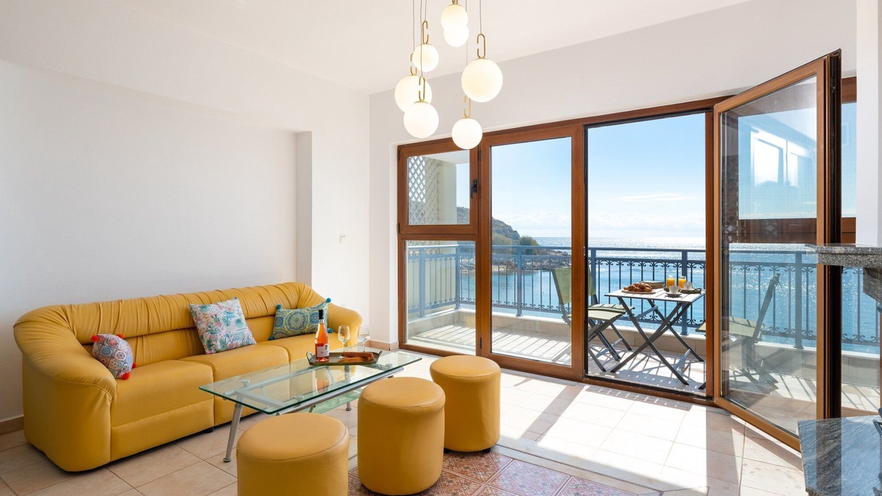 Photo of Livingroom in Haraki