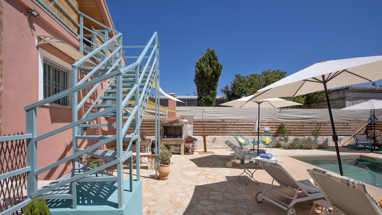 Photo of Patio Balcony in Agrilia