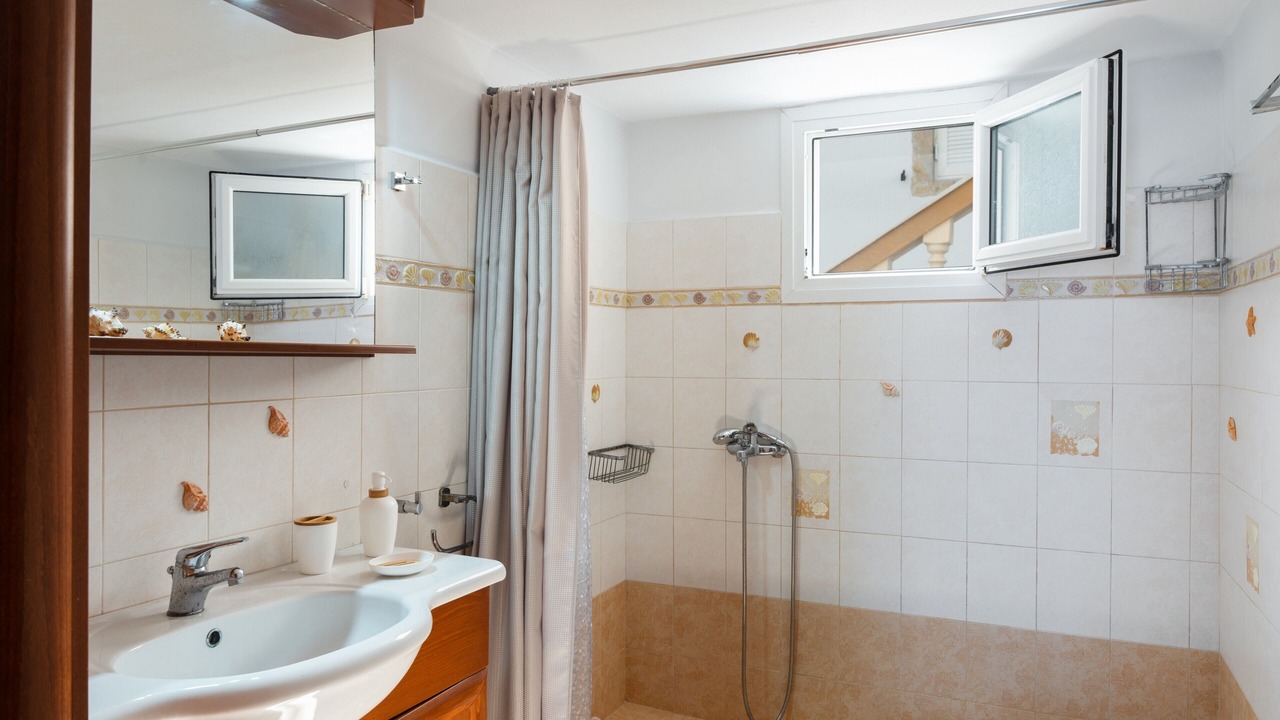 Photo of Bathroom in Panteli