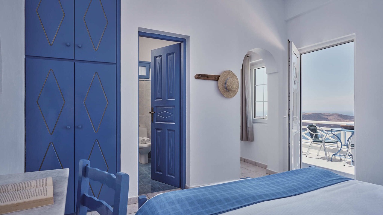 Photo of Bedroom in Fira