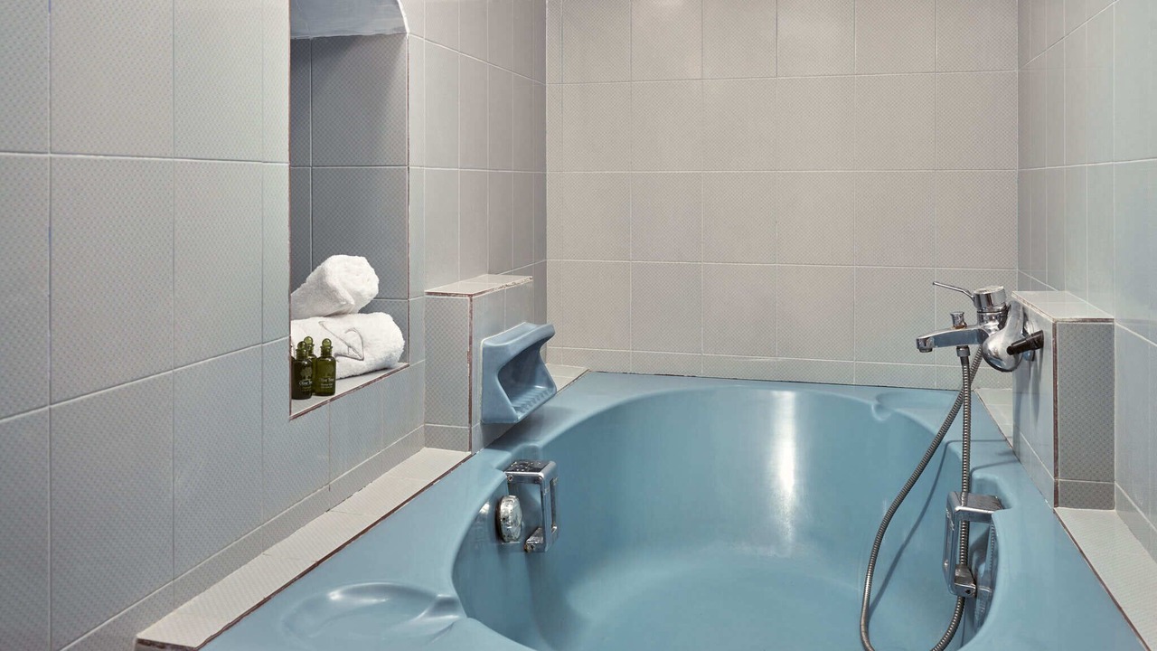 Photo of Bathroom in Fira