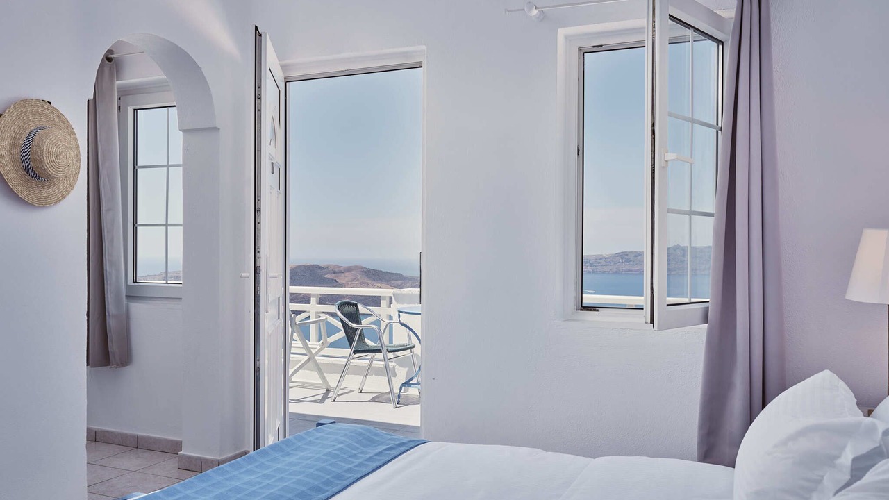 Photo of Bedroom in Fira