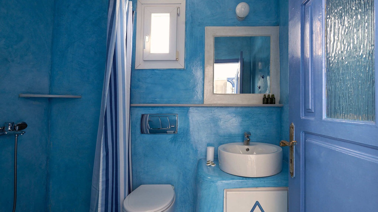 Photo of Bathroom in Fira