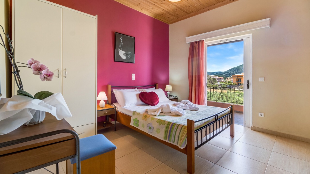 Photo of Bedroom in Evgiros