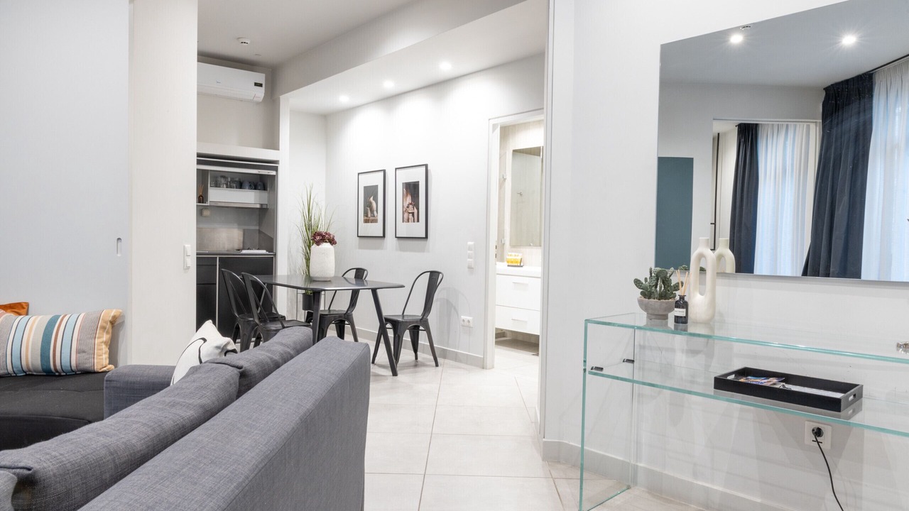 Photo of Livingroom in Psirri
